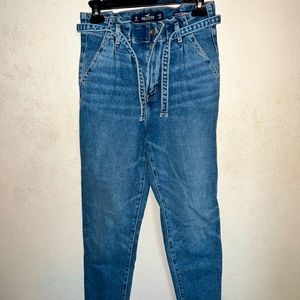 STYLISH HOLLISTER JEANS!🕺🏽
